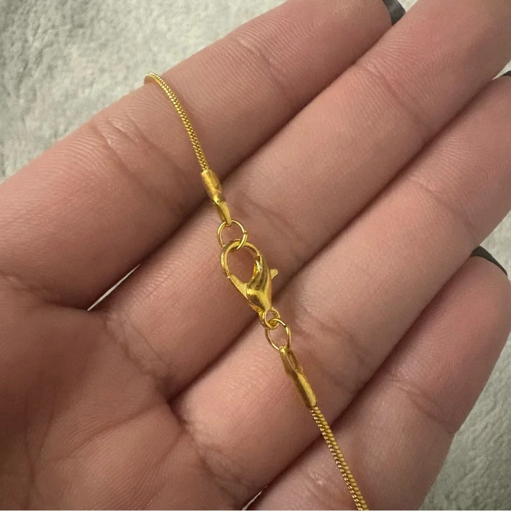 ✨ 18” Gold Plated Stainless Steel Snake Chain Necklace – Tarnish Resistant - Picture 4 of 4